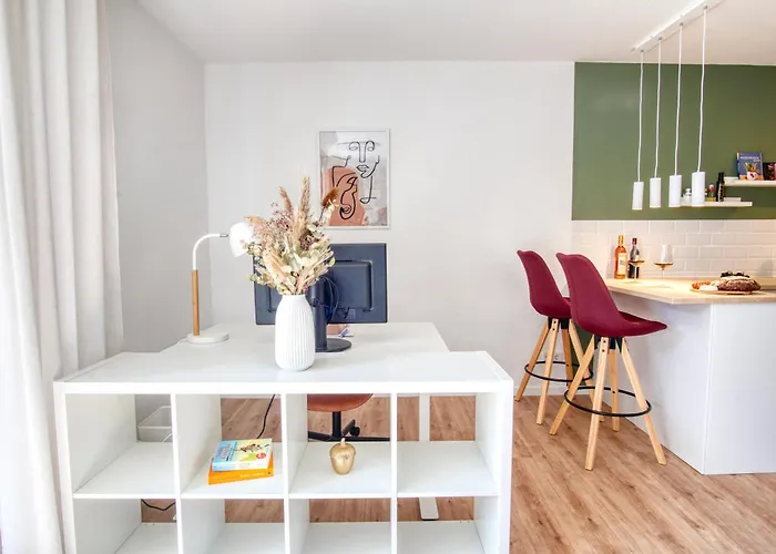 Neu Life&Work In Muelheim Mit Garten